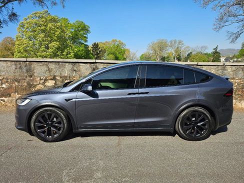 Used 2023 Tesla Model X AWD/4WD image 8