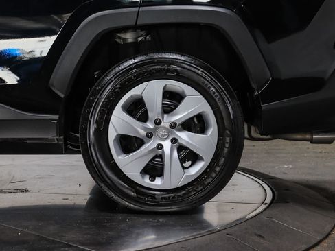 Certified 2025 Toyota RAV4 LE FWD image 10