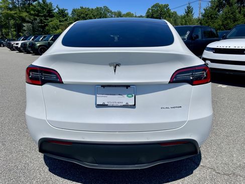 Used 2020 Tesla Model Y Long Range AWD/4WD image 6