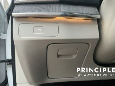 Certified 2023 Volvo XC90 B5 Plus w/ Protection Package Premier AWD/4WD image 23
