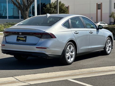 New 2025 Honda Accord LX image 4