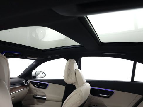 Certified 2026 Mercedes-Benz C 300 4MATIC Sedan image 21