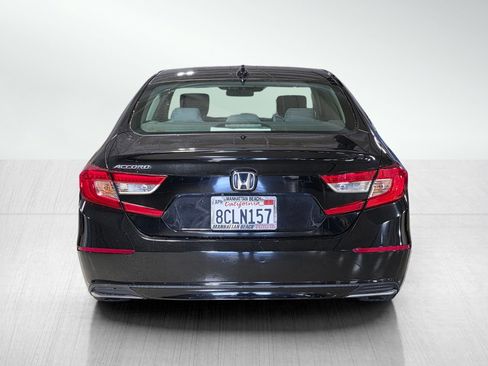 Used 2018 Honda Accord LX image 6