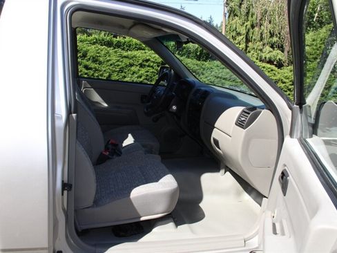 Used 2005 Chevrolet Colorado 2WD Regular Cab image 13