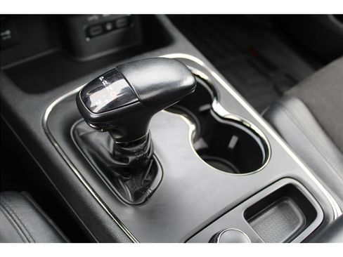 Used 2020 Dodge Durango R/T image 32