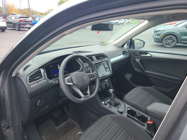 Used 2022 Volkswagen Tiguan S AWD/4WD image 9