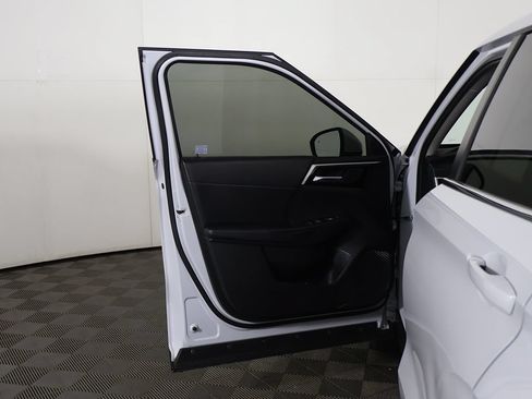 Used 2024 Mitsubishi Outlander SE AWD/4WD image 20