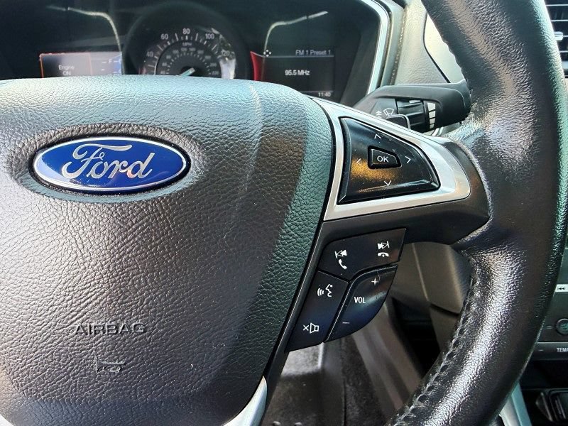 Used 2016 Ford Fusion Titanium FWD image 27