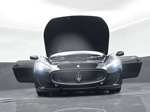 Used 2017 Maserati GranTurismo Sport RWD image 68