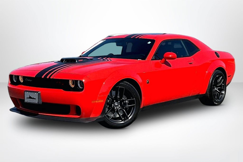 Used 2022 Dodge Challenger R/T Scat Pack RWD image 3