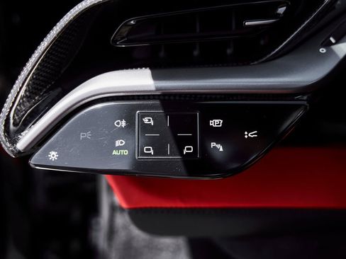 Used 2024 Ferrari SF90 Spider AWD/4WD image 50