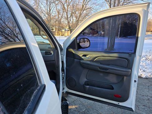 Used 2007 Chevrolet Avalanche LT w/ LT Preferred Equipment Group image 10