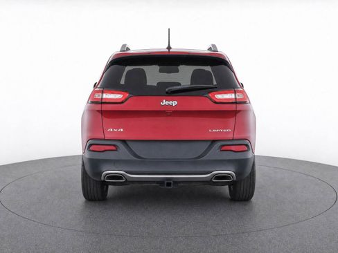 Used 2015 Jeep Cherokee Limited w/ Luxury Group AWD/4WD image 7