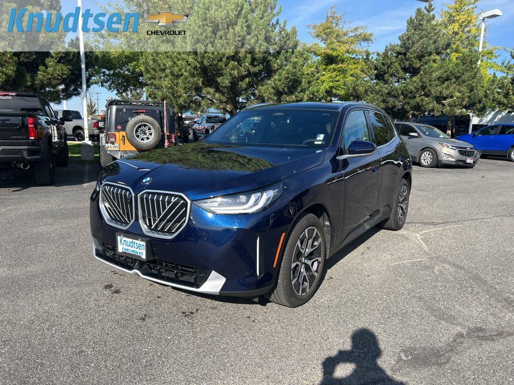 Used 2026 BMW X3 xDrive30i AWD/4WD image 3