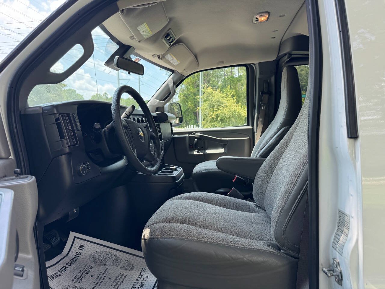 Used 2019 Chevrolet Express 3500 LT w/ LT Preferred Equipment Group RWD image 9