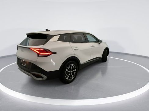 Used 2023 Kia Sportage EX FWD image 4