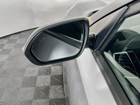 Used 2025 Kia Seltos S FWD image 16