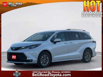 Used 2025 Toyota Sienna XLE