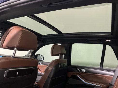 Used 2025 BMW X5 xDrive50e w/ M Sport Package image 36