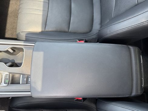 Used 2022 Honda Accord Touring image 18