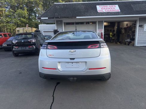 Used 2014 Chevrolet Volt FWD image 15