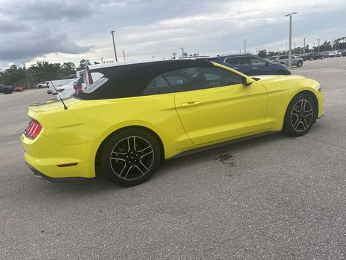 Used 2021 Ford Mustang Premium RWD image 4