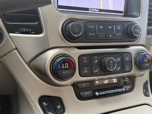 Used 2019 GMC Yukon Denali image 45