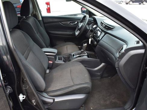 Used 2017 Nissan Rogue S w/ S Appearance Package image 13