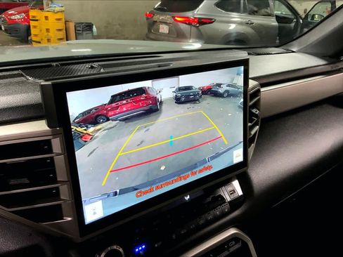 Used 2025 Toyota Tundra Limited image 26