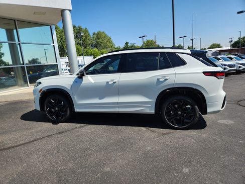 New 2025 Volkswagen Tiguan SE R-Line image 4