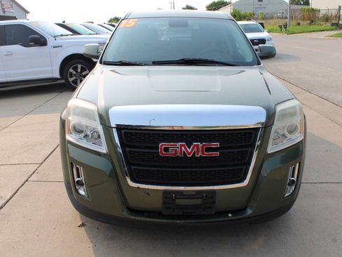 Used 2015 GMC Terrain SLE FWD image 3