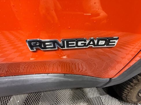 Used 2018 Jeep Renegade Sport w/ Power & Air Group image 24
