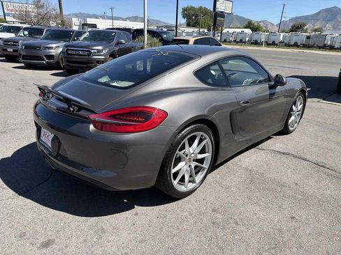 Used 2015 Porsche Cayman RWD image 5
