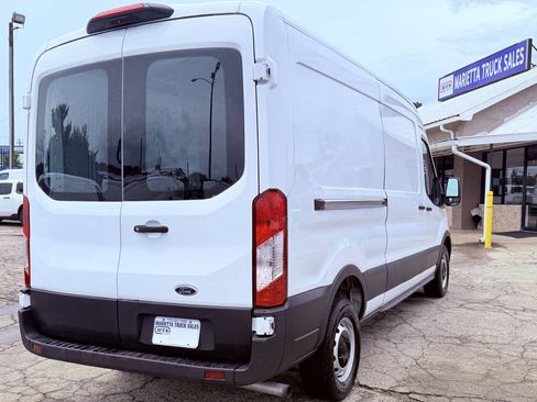 Used 2023 Ford Transit 250 Medium Roof RWD image 4