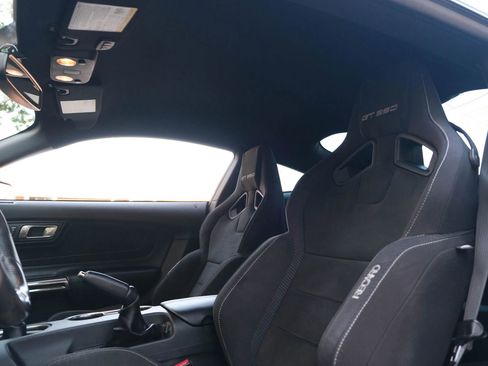 Used 2017 Ford Mustang Shelby GT350 w/ Electronics Package image 23