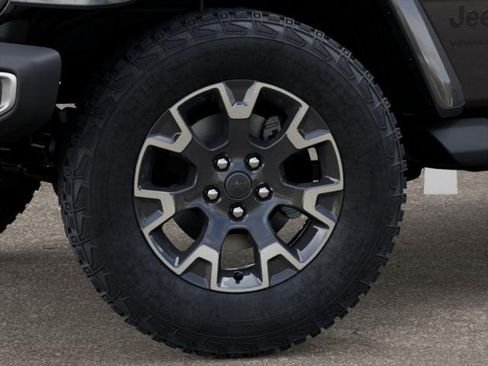 New 2025 Jeep Wrangler Unlimited Sahara AWD/4WD image 34