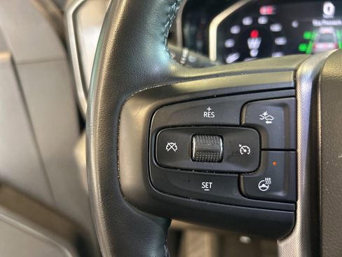 Used 2024 GMC Sierra 1500 SLT image 18