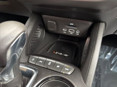 Used 2022 Chevrolet TrailBlazer ACTIV w/ Technology Package AWD/4WD image 27