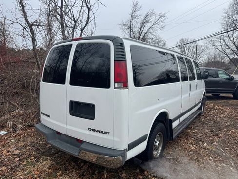 Used 2000 Chevrolet Express 3500 Extended Passenger w/ LS Preferred Equipment Group RWD image 10
