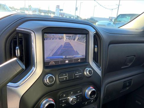 Used 2020 GMC Sierra 1500 Elevation w/ Elevation Value Package image 28