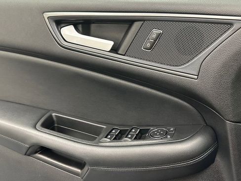 Used 2020 Ford Edge SE AWD/4WD image 17