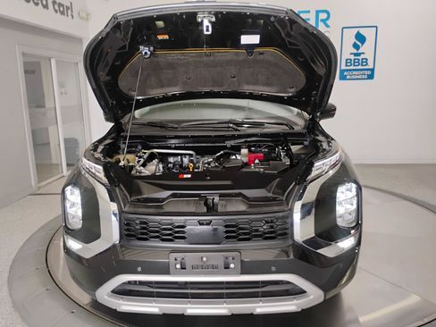 Used 2024 Mitsubishi Outlander SE FWD image 30