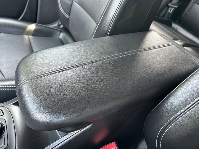 Used 2022 GMC Terrain SLT w/ Infotainment Package II FWD image 34
