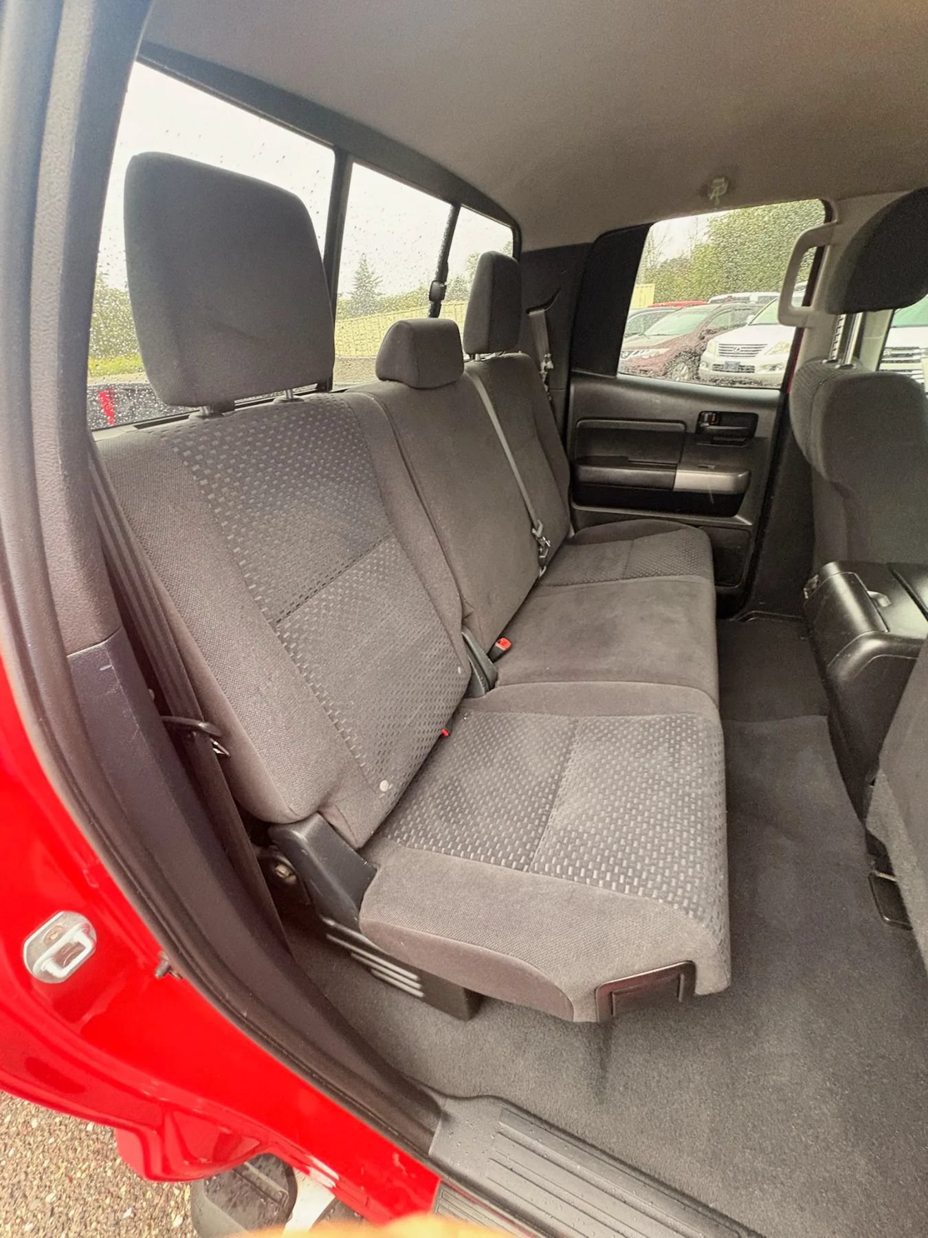 Used 2011 Toyota Tundra 4x4 Double Cab w/ SR5 Pkg image 35