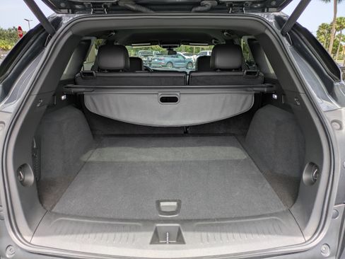 Certified 2023 Cadillac XT5 Luxury FWD image 10