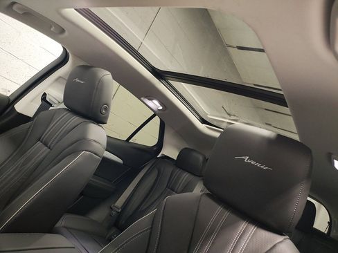 New 2026 Buick Envision Avenir image 26