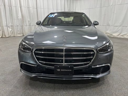 Used 2022 Mercedes-Benz S 580 4MATIC Sedan image 3