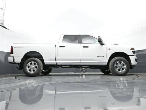 New 2026 RAM 2500 Big Horn AWD/4WD image 38