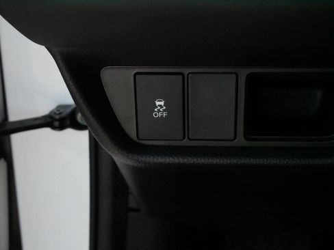 Certified 2026 Honda HR-V EX-L image 27