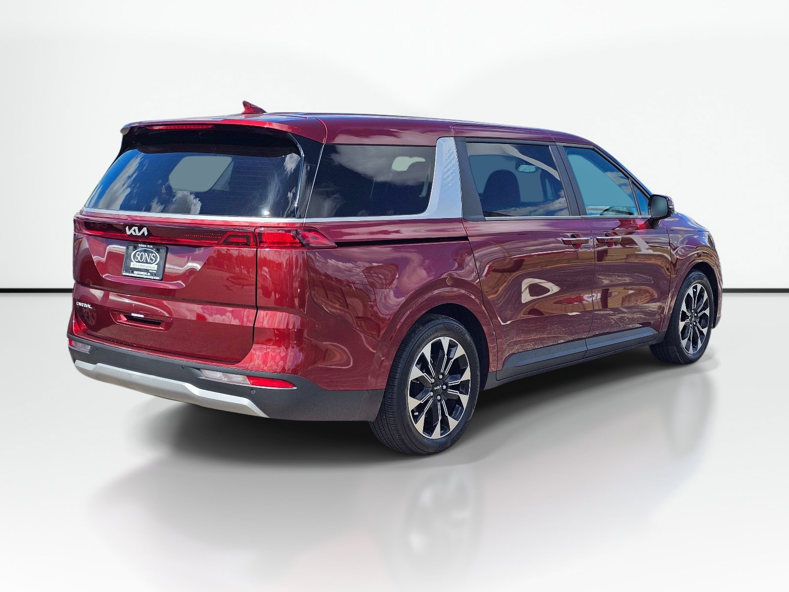 Certified 2024 Kia Carnival EX FWD image 8